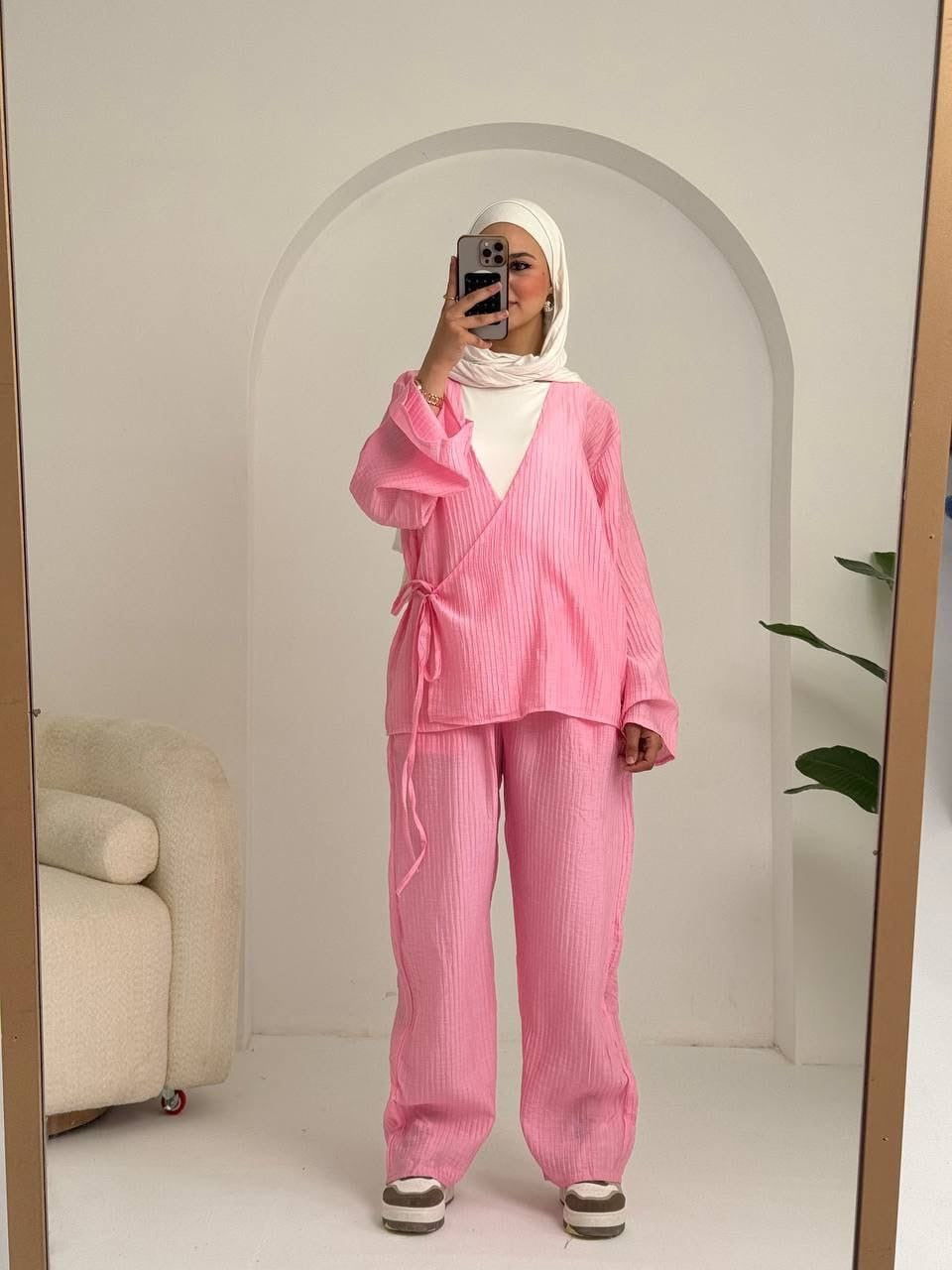 Tied wrap suit