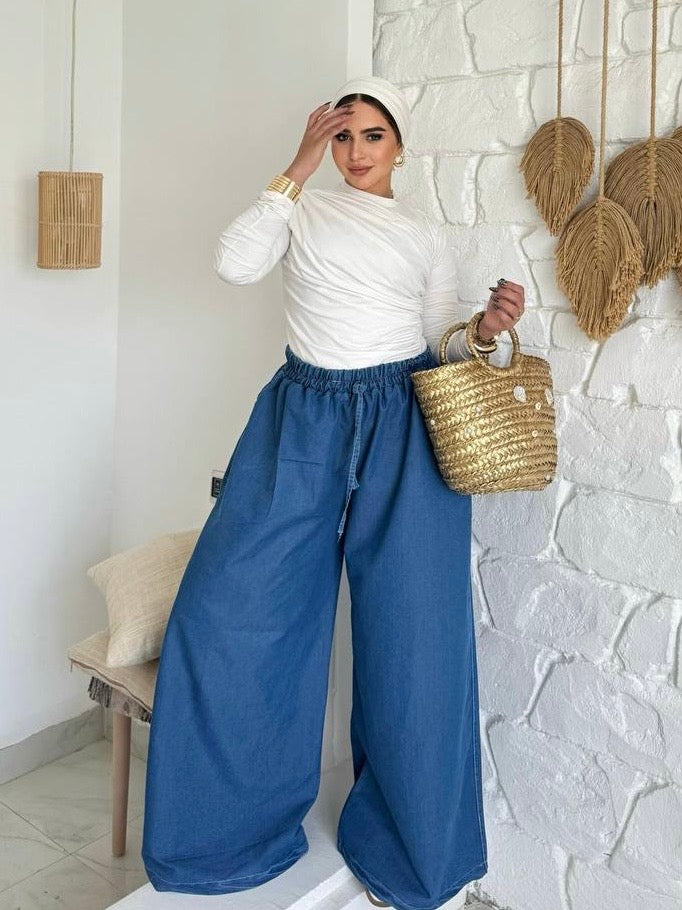 Relaxed Wide-Leg Pants
