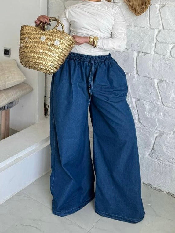 Relaxed Wide-Leg Pants