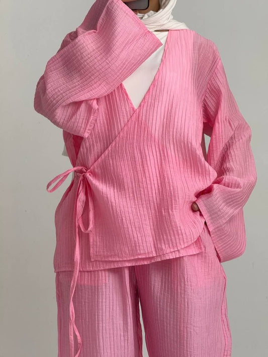 Tied wrap suit